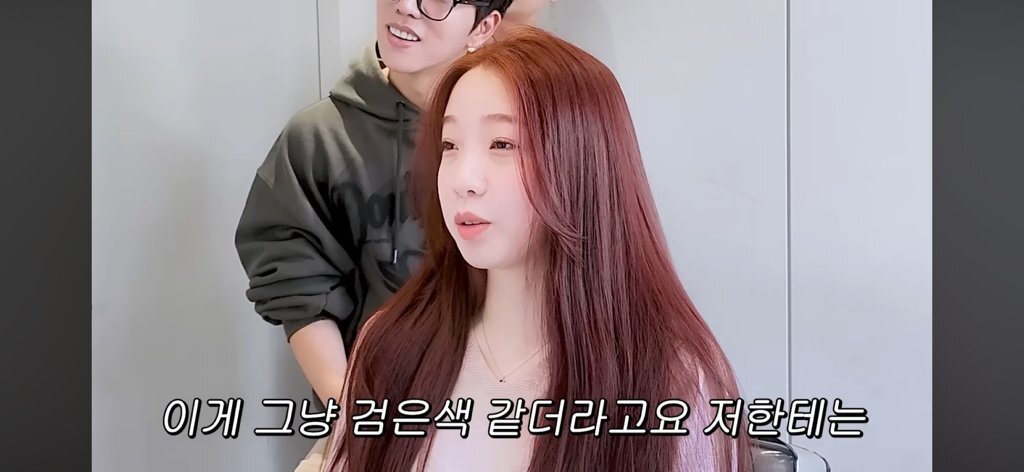 미용실 원장도 처음본다는 순수하게 머리색이 빨간 한국인 ..JPG | 인스티즈