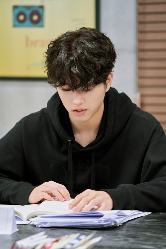 [정보/소식] 고스트나인 이진우, 연기 도전…웹드 '손가락만 까딱하면' 캐스팅 [공식] | 인스티즈