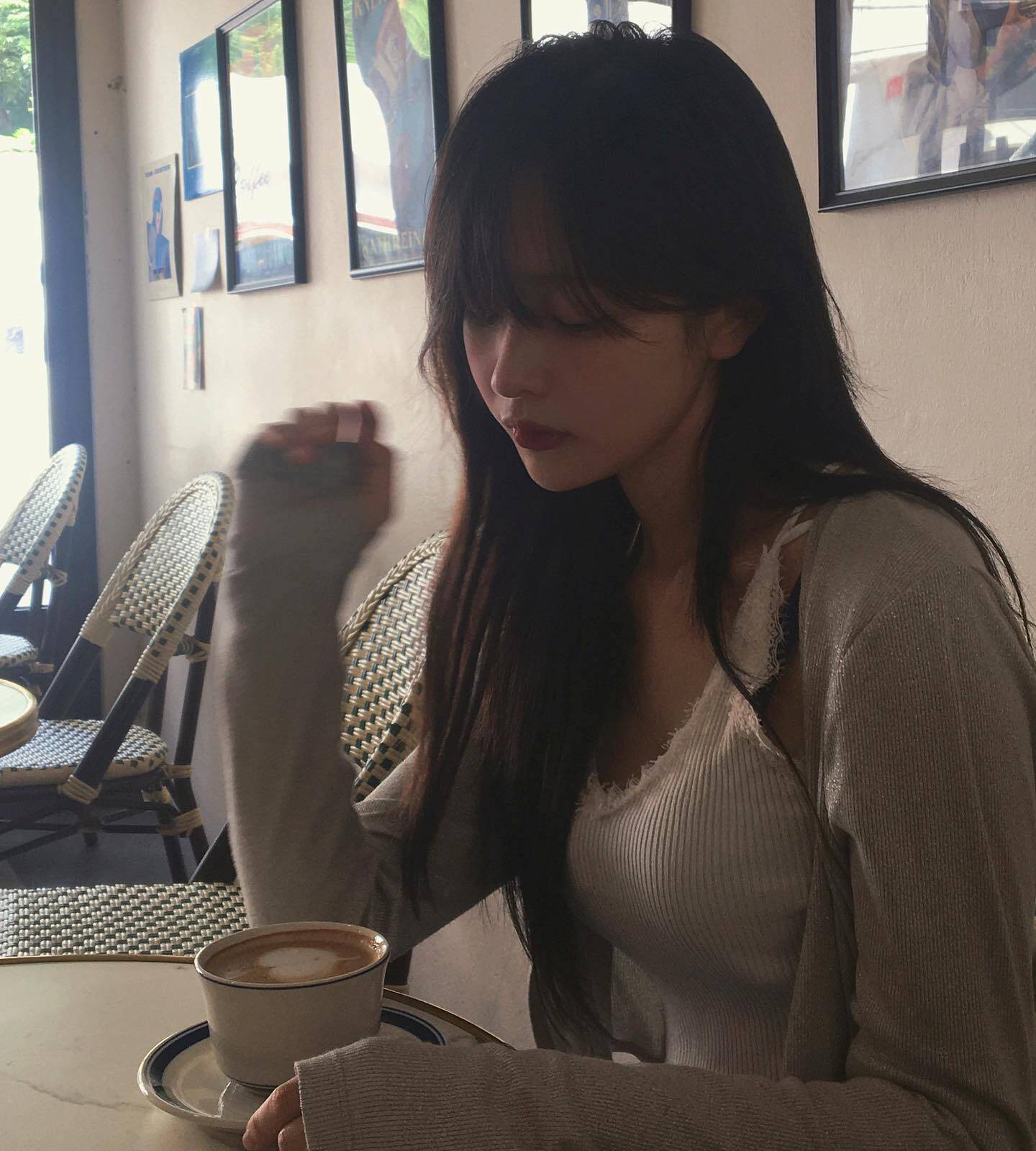 팔로워 125만명의 인스타 인플루언서 @hwa.min | 인스티즈