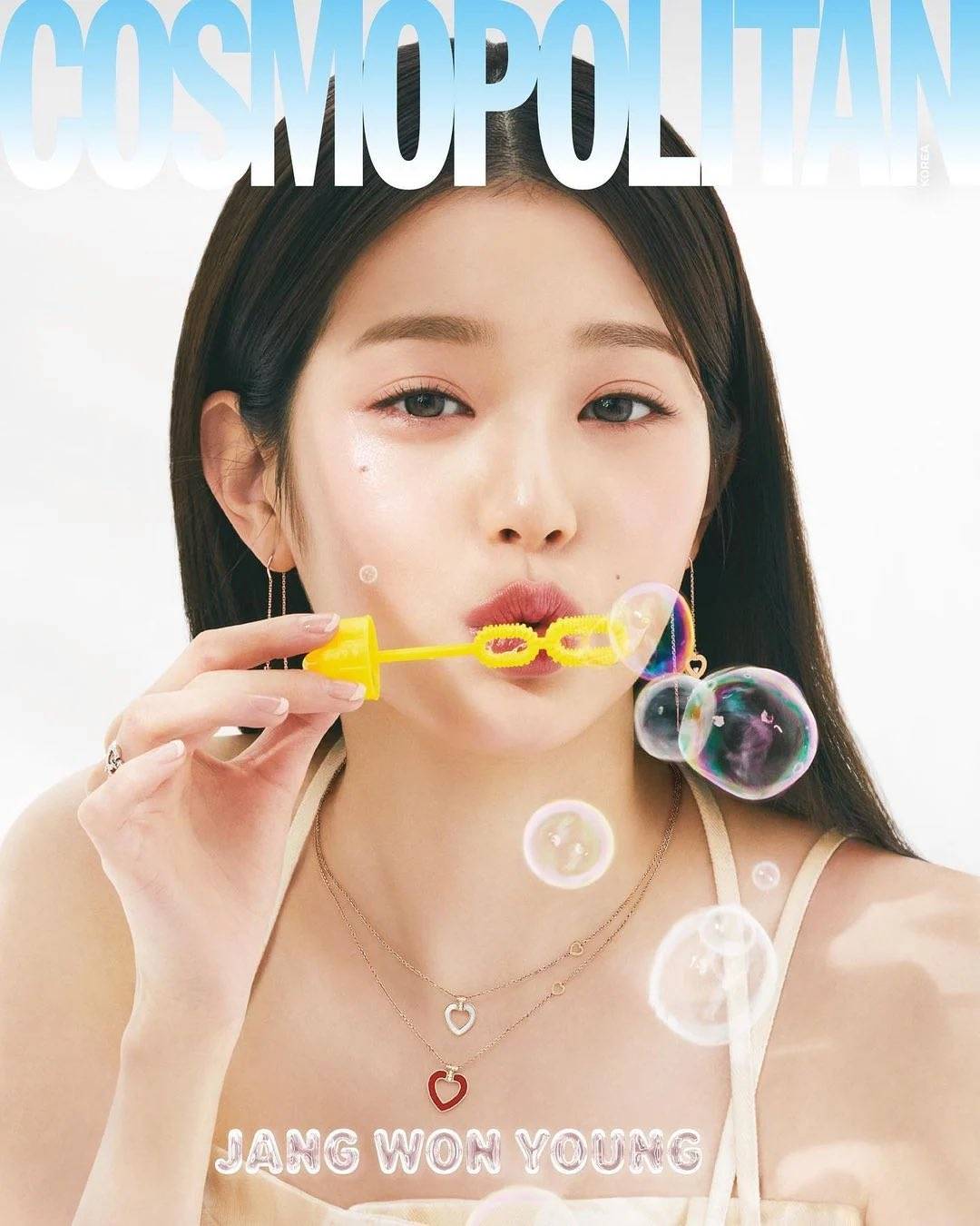 미숙하지만 성숙한나이. 성숙하지만 미숙한 나이. 모순되는 나이인것 같다는 아이브 장원영 코스모폴리탄 인터뷰 | 인스티즈