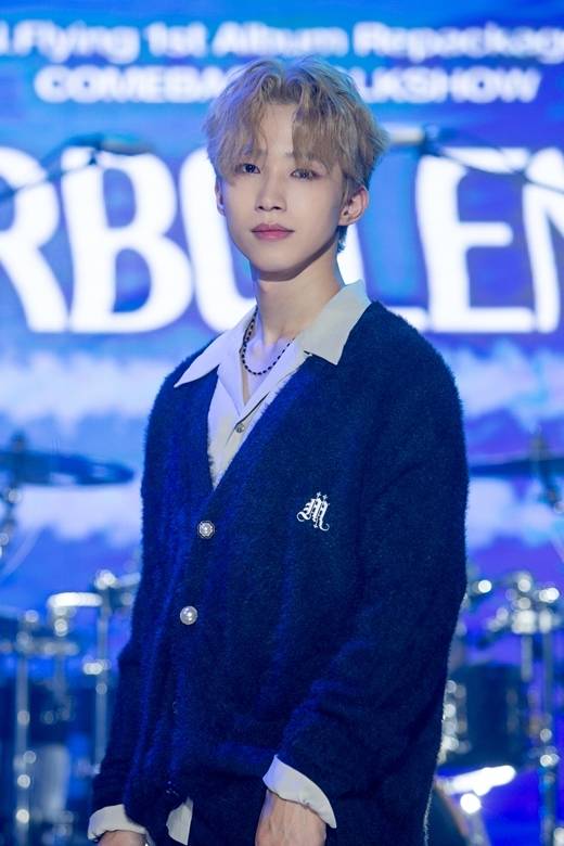 [잡담] 엔플라잉 컴백 토크쇼 사진들 가져옴!!!!!! | 인스티즈