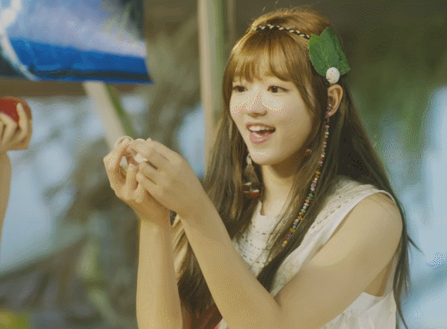 오마이걸 유아 비주얼.gif | 인스티즈