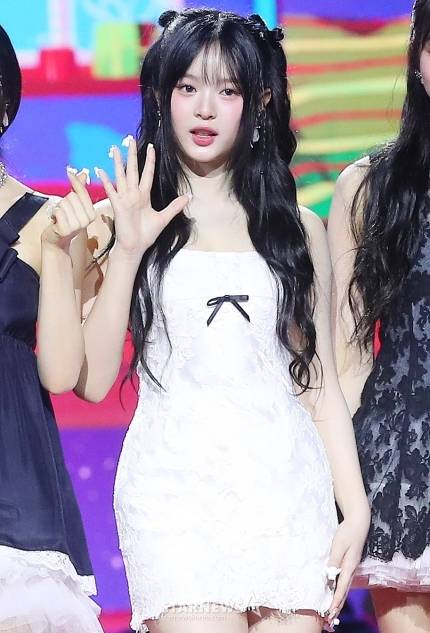 25일, 가요대전 레드카펫 걸그룹들 | 인스티즈