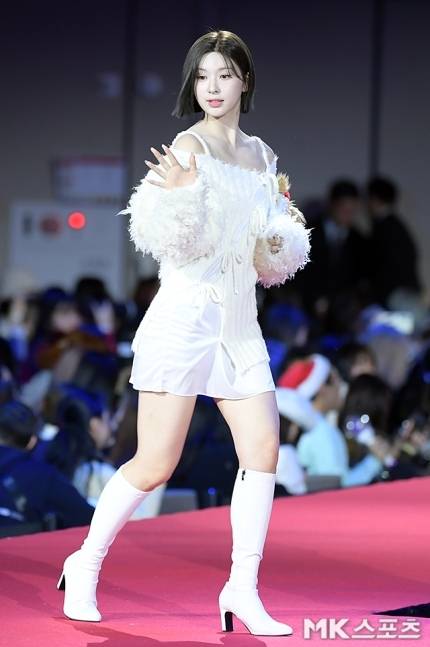 25일, 가요대전 레드카펫 걸그룹들 | 인스티즈