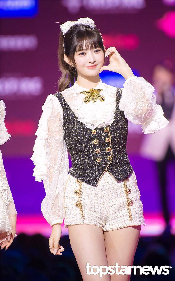 25일, 가요대전 레드카펫 걸그룹들 | 인스티즈