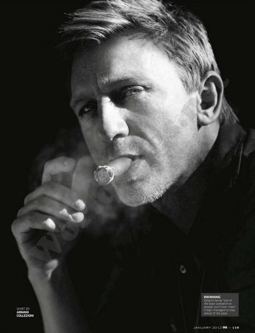 포스 작렬 다니엘 크레이그의 일상룩은? | 인스티즈