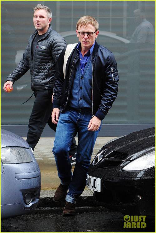 포스 작렬 다니엘 크레이그의 일상룩은? | 인스티즈