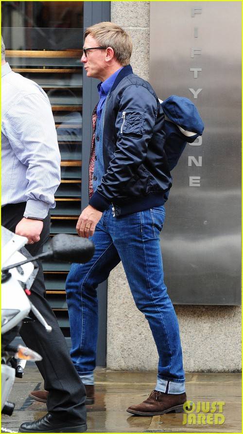 포스 작렬 다니엘 크레이그의 일상룩은? | 인스티즈