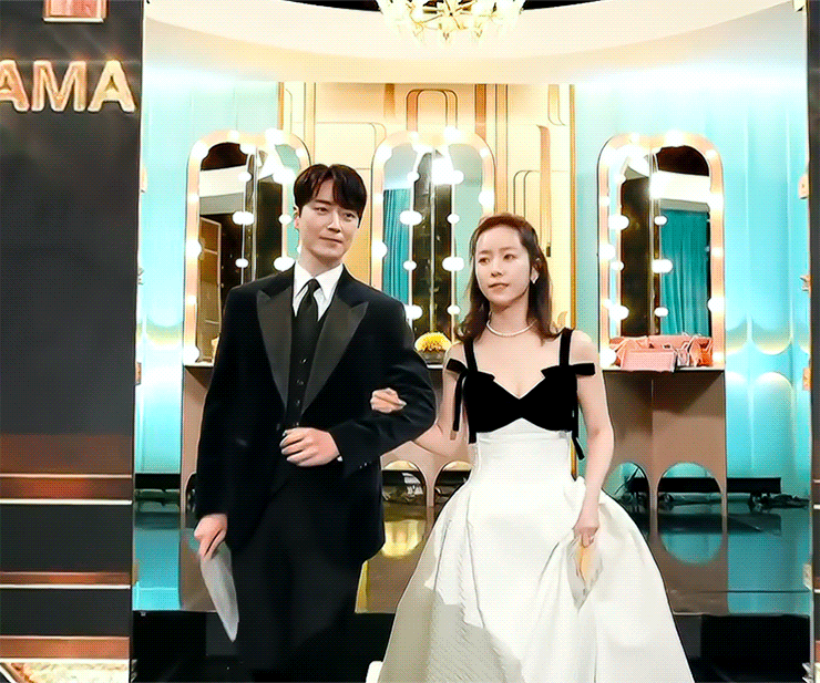웨딩사진 같은 이준혁 한지민 투샷 | 인스티즈