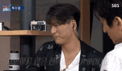 한쪽귀를 주신다면 유혈사태는 일어나지 않을것 입니다 | 인스티즈