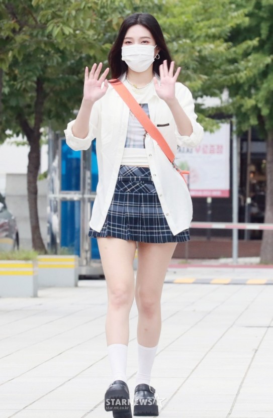 레드벨벳 조이 동물농장 출근 패션 | 인스티즈