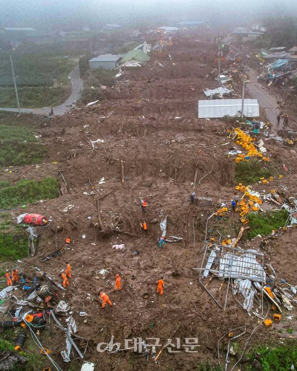 이번 폭우에 산사태로 마을하나가 무너진 경북 예천 | 인스티즈
