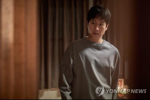 [수상소식] 이선균 주연 '잠', 프랑스 제라르메 판타스틱 영화제 대상 | 인스티즈