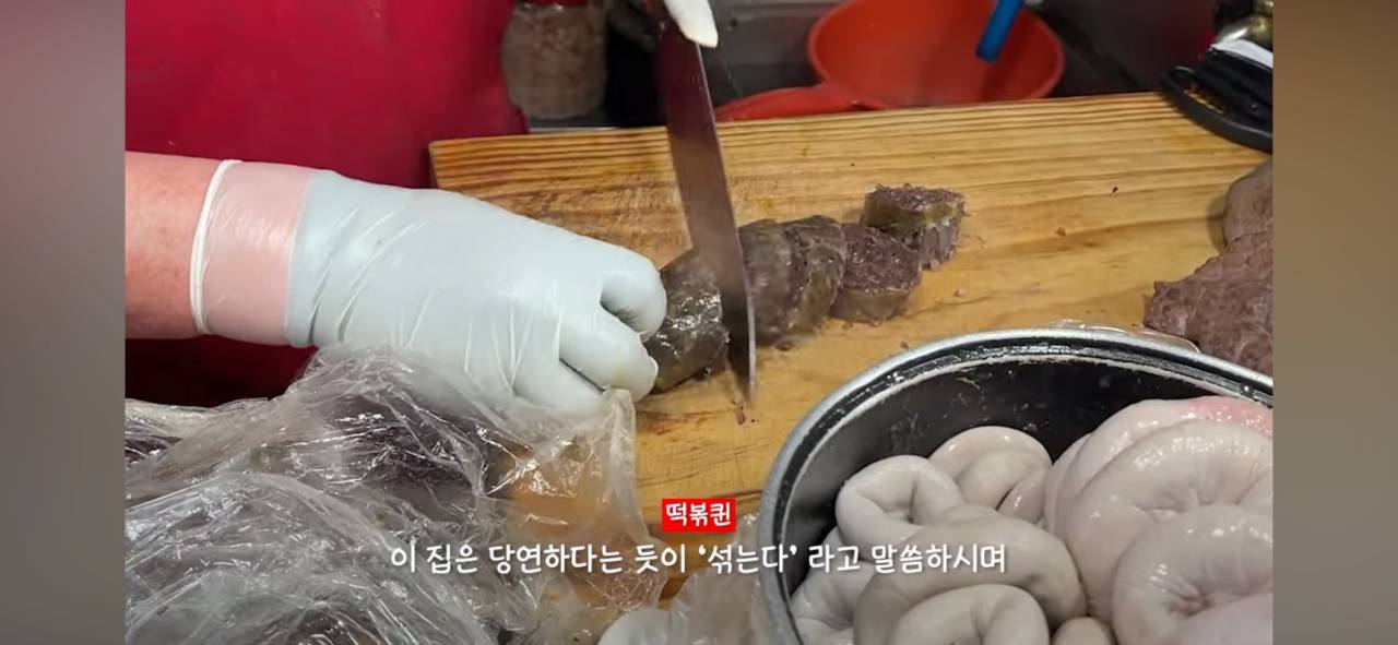 광장시장에 처음 가면 무조건 당한다는 순대 판매 수법 | 인스티즈