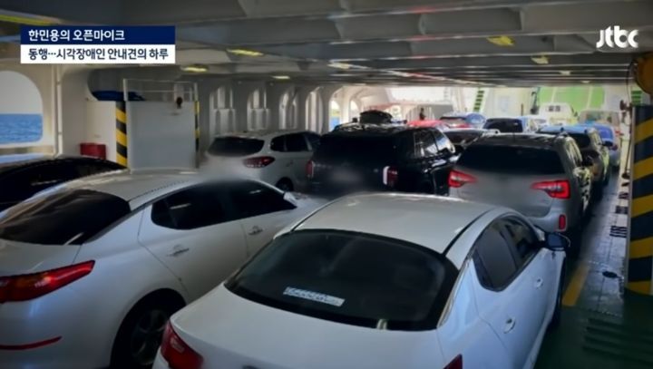 밥먹으려다가 7번 거절 당하는 강아지 | 인스티즈