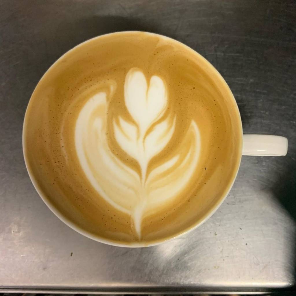 내 인생에 커피는 필수다 vs 없어도 됨 | 인스티즈