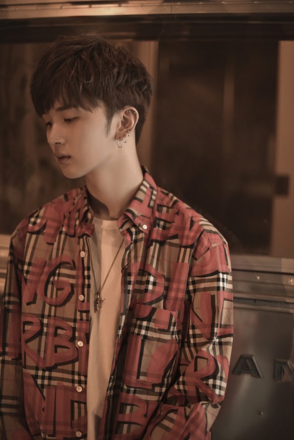 13일(수), 준익 새 앨범 '짙은 너의 향기조차 못 느끼게' 발매 | 인스티즈