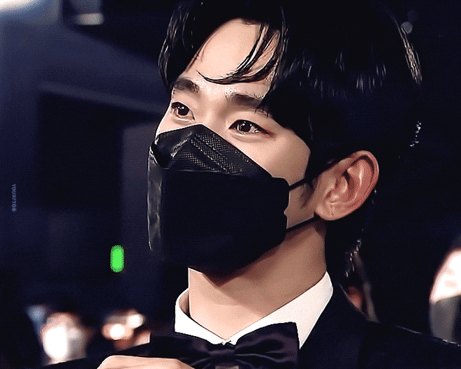 마스크 쓴 김수현 완전 마기꾼같은 달글 | 인스티즈