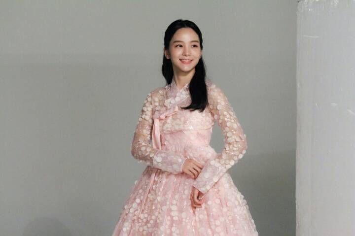 새삼 이쁘고 귀여운 송소희 | 인스티즈