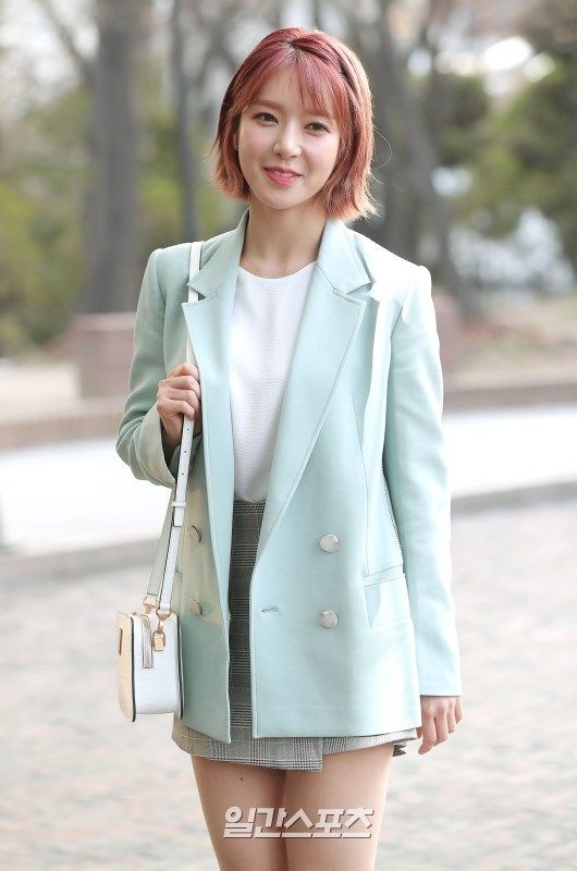 초아 "소속사와 협의 하에 AOA 탈퇴" vs FNC "결정사항 NO" | 인스티즈