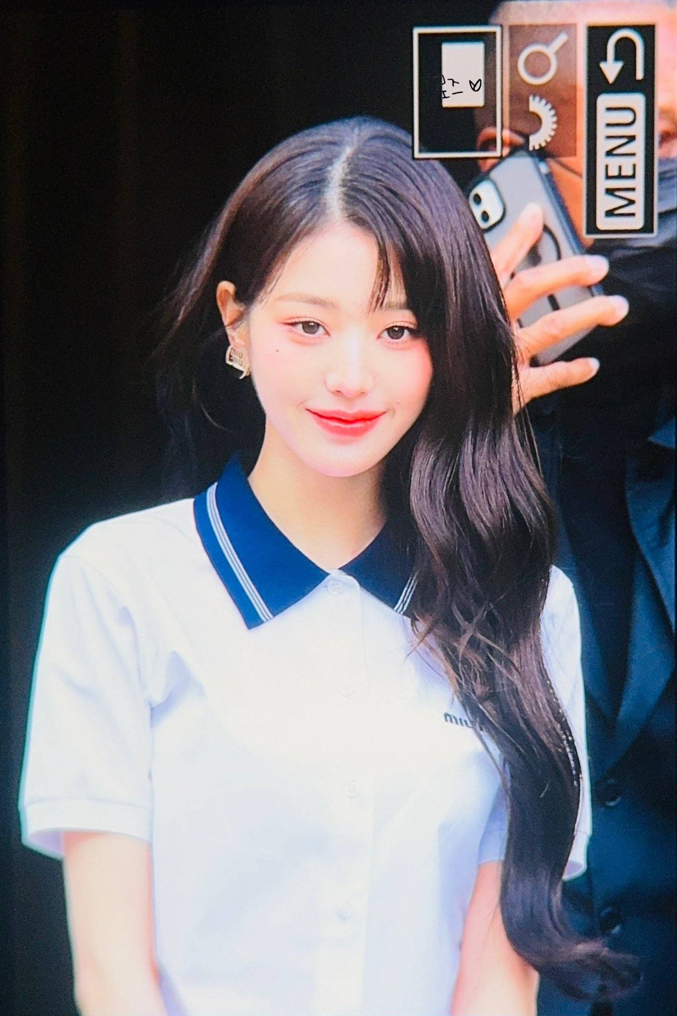 오늘자 파리패션위크 미우미우쇼 퇴근하는 아이브 장원영 | 인스티즈