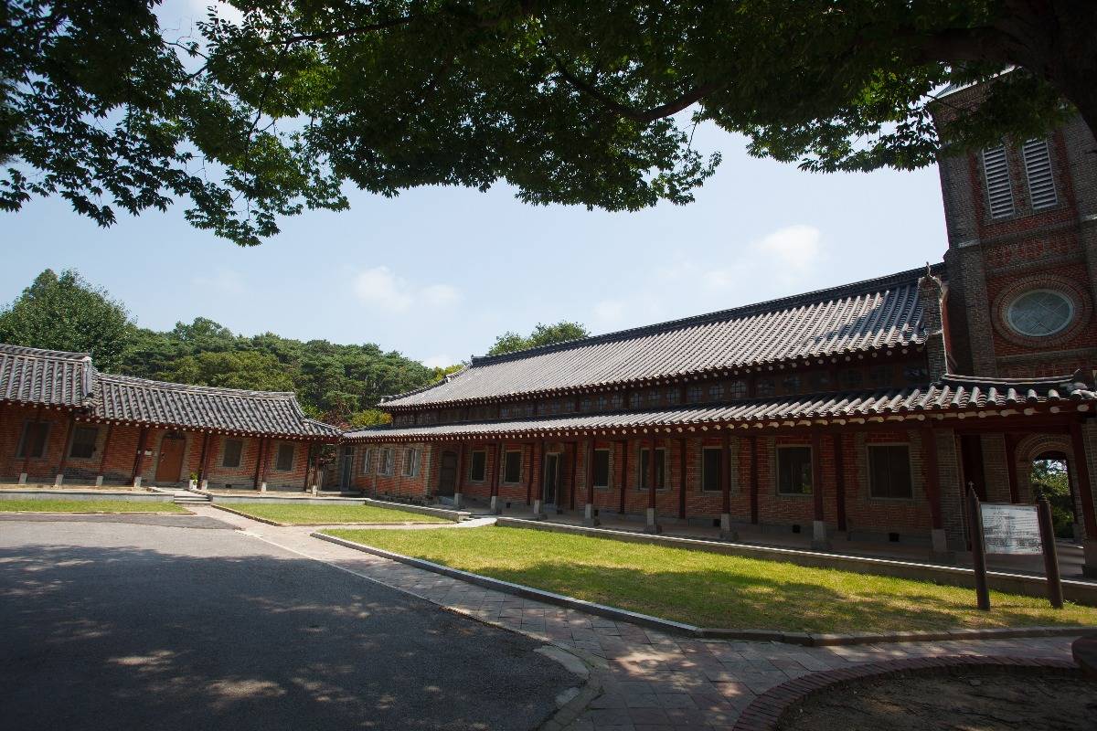 한국 전통 건축양식과 서양 건축양식이 만난 건물 | 인스티즈