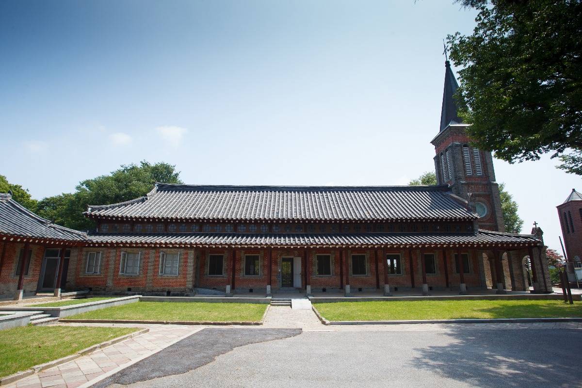 한국 전통 건축양식과 서양 건축양식이 만난 건물 | 인스티즈
