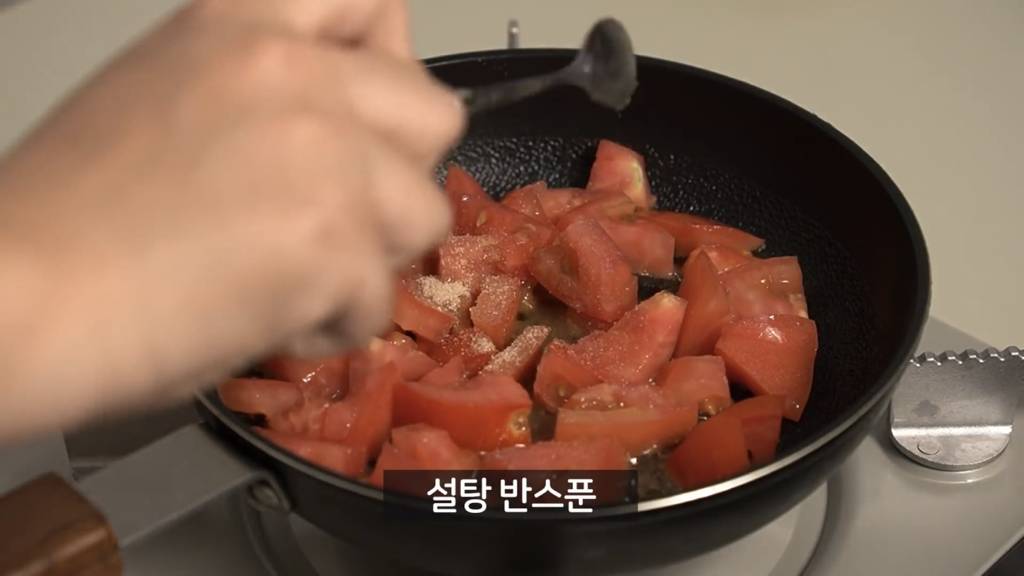 생각보다 맛있다는 토마토 달걀 라면 | 인스티즈