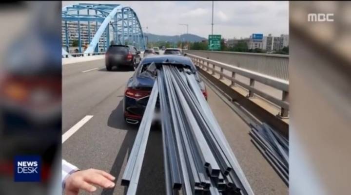 운전자만 비켜간 쇠파이프.jpg | 인스티즈