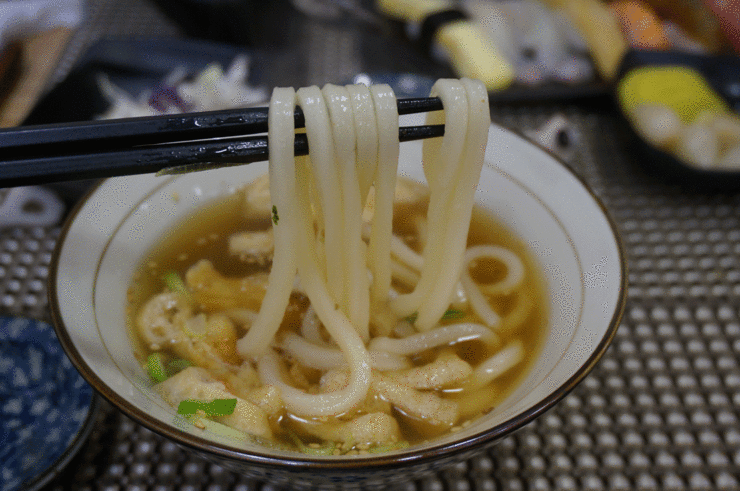 라면 떡볶이 김밥 우동 오뎅꼬치 움짤 gif | 인스티즈