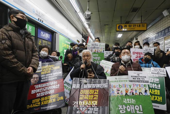 팔레스타인에 대한 한국인들의 유독 부정적인 여론으로 보는 한국 언론의 문제점 | 인스티즈