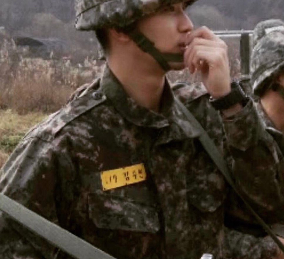 김수현 실제 군대시절.jpg | 인스티즈