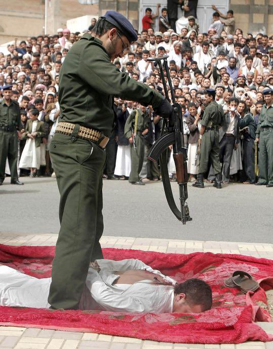 아동 성폭행한 성범죄자 공개 처형하는 예멘 | 인스티즈