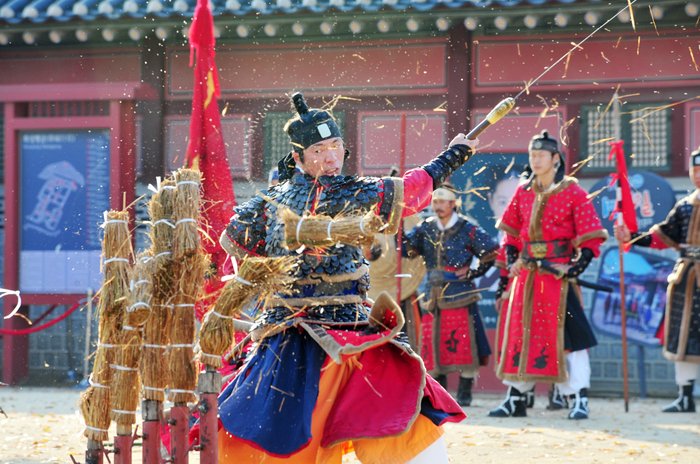 의외로 경쟁률이 개 미쳤던 시험 | 인스티즈