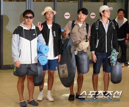 꽃청춘 아프리카 멤버들 입국 사진 | 인스티즈