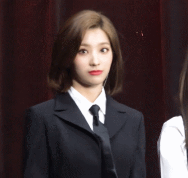 2019년 첫 프로미스나인 새롬 | 인스티즈