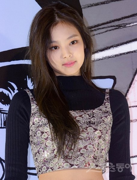 ​[단독] 블랙핑크 제니, 11월 솔로 데뷔…독보적 매력 대공개 | 인스티즈