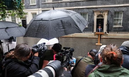 영국 총리 '리시 수낙, 정치적 승부수를 던졌다.' | 인스티즈