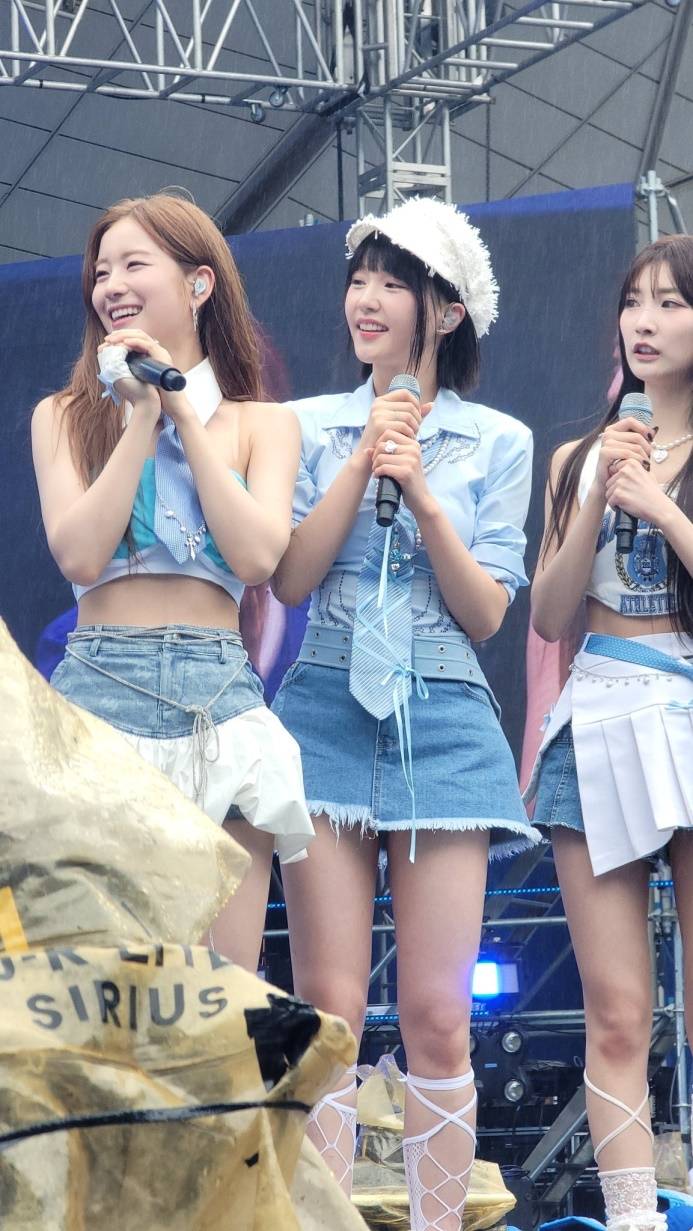 대학 축제에서 공주님 면모 뽐내고 온 여돌...jpg | 인스티즈
