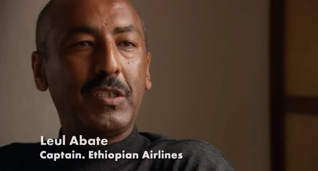 구명조끼를 착용할때 우리가 알아야 할 것 에티오피아 항공 961편 납치 사건 | 인스티즈