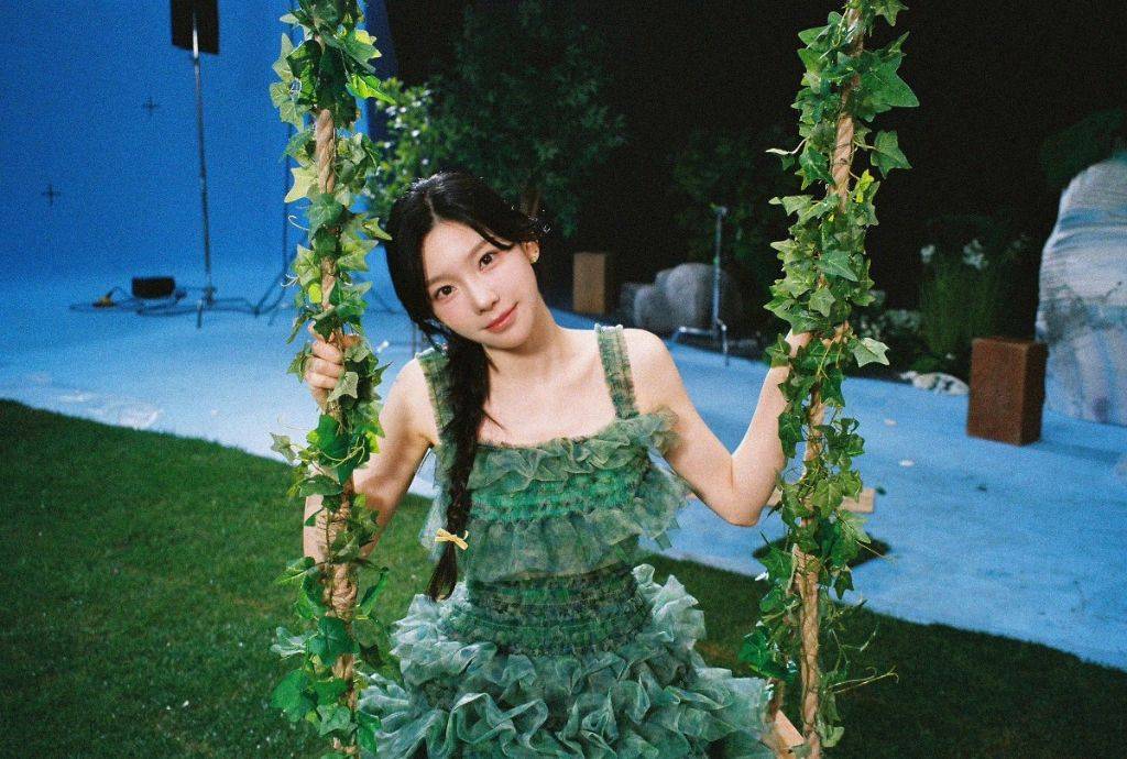 살좀 찌고나서 데뷔초 모습 보인다는 최근 태연 | 인스티즈
