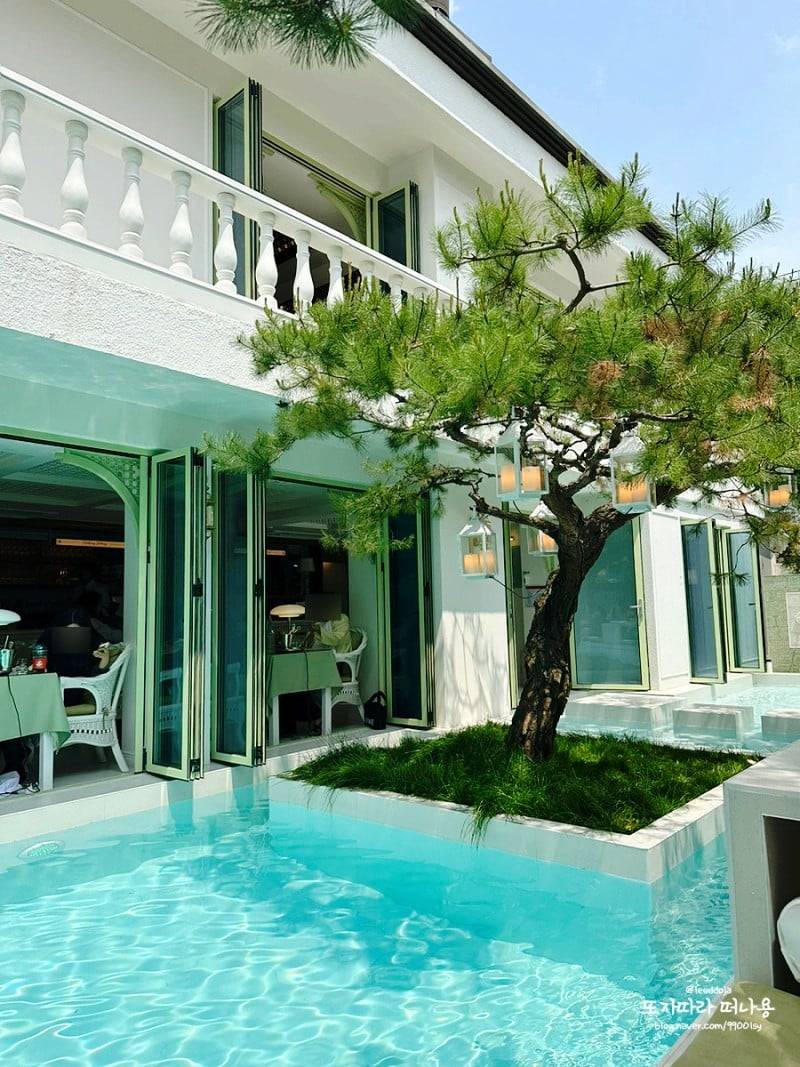 요즘 우리나라 핫한 공간은 죄다 만들고 있는 회사.JPG | 인스티즈