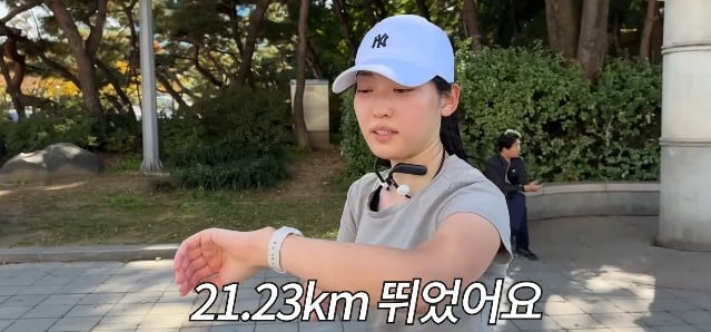 이정도면 인자강같은 여성 유튜버의 인생 첫 마라톤 도전기.jpg | 인스티즈