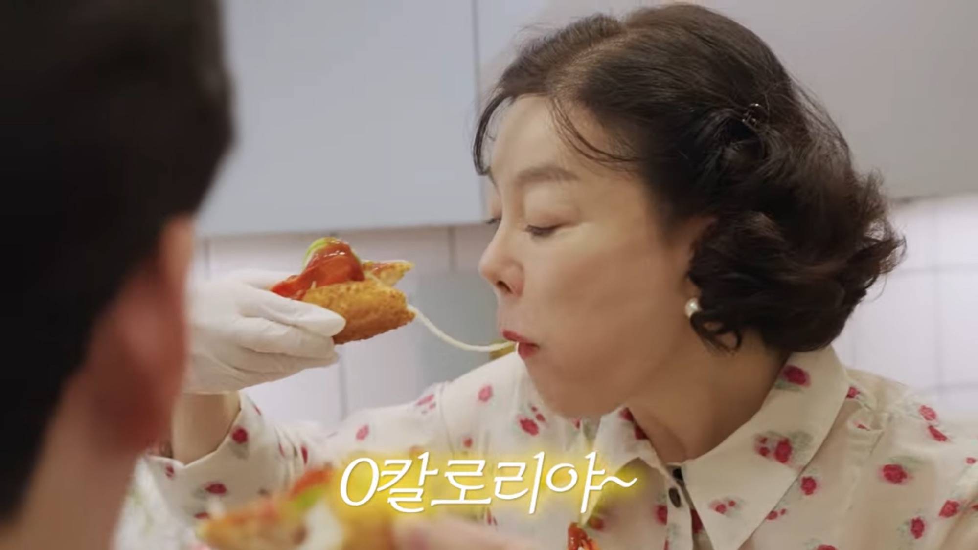 최화정의 냉동핫도그로 초간단 사라다빵 만들기 | 인스티즈