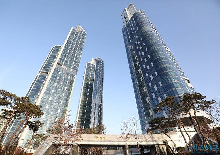 서울숲에 있는 3개의 고급 아파트.jpg | 인스티즈
