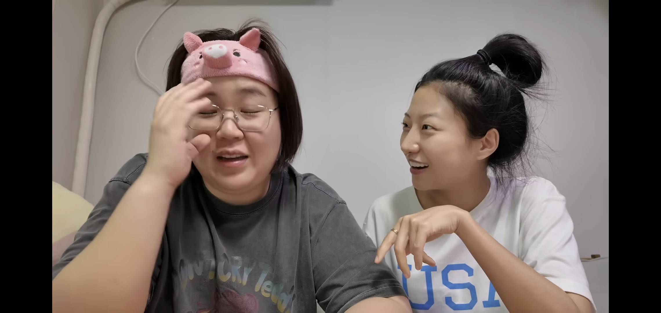 연애남매 최종화 보면서 용우한테 주먹질하는 유튜버 일주어터.jpg | 인스티즈