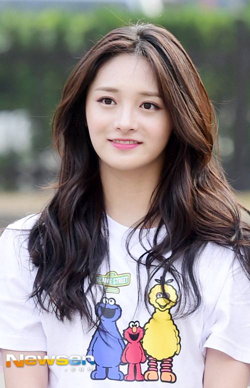 160527 뮤직뱅크 아이오아이 출근길 사진 | 인스티즈