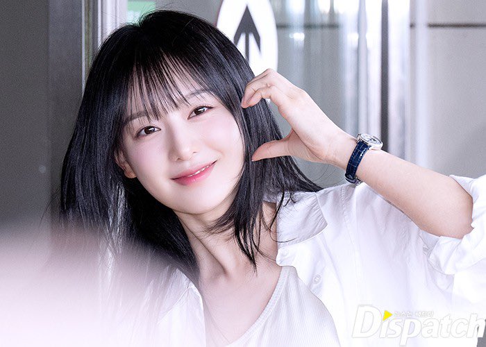 일본 팬미팅으로 이른아침 출국하는 김지원 | 인스티즈