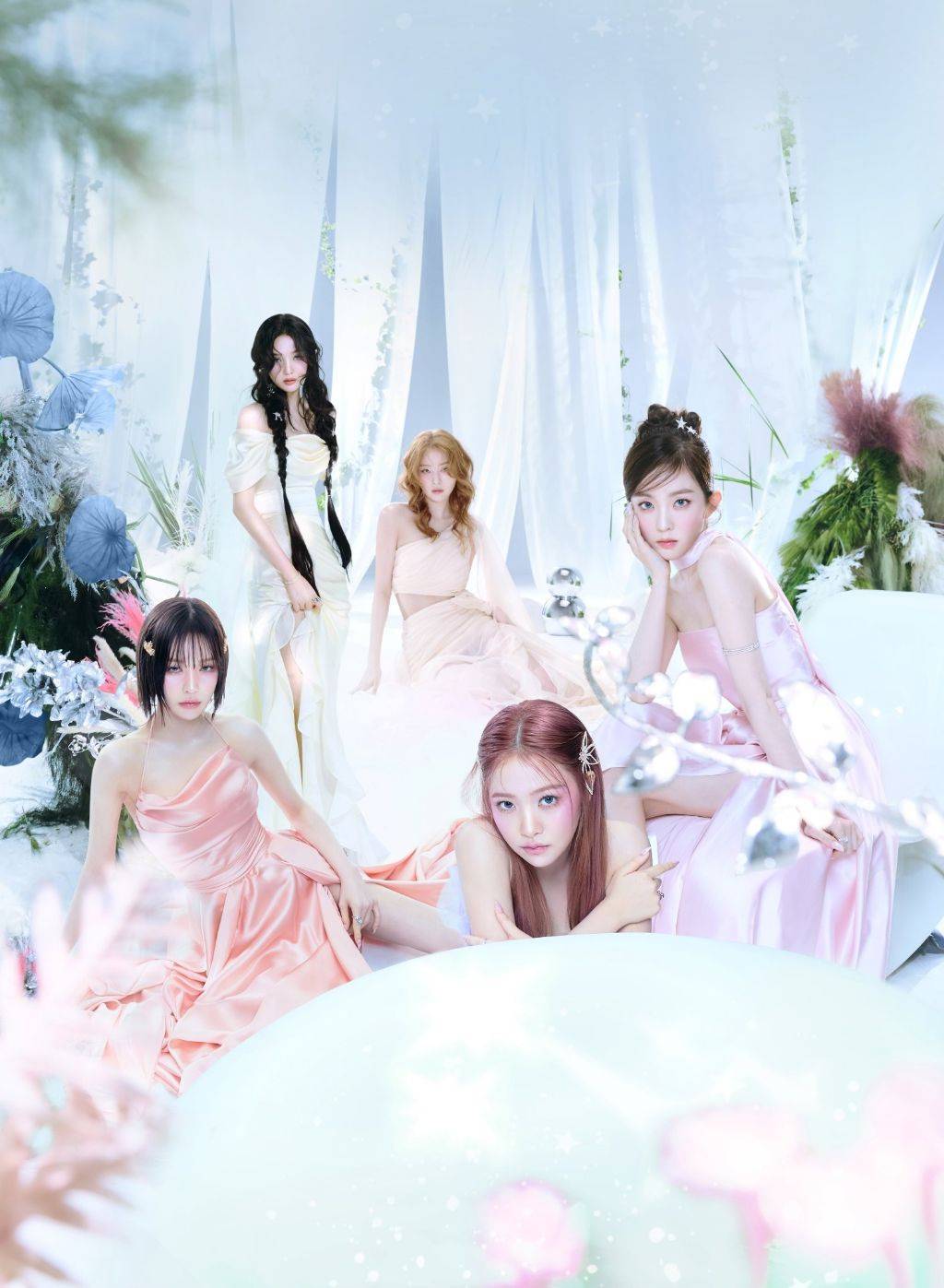 레드벨벳 데뷔 10주년 기념으로 나오는 키링.jpg | 인스티즈