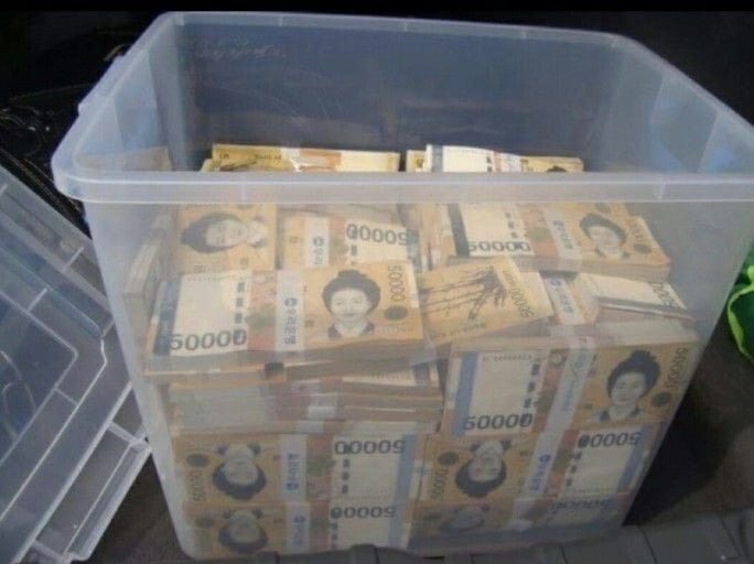 1년 동안 똑같은 음식만 먹으면 10억 | 인스티즈
